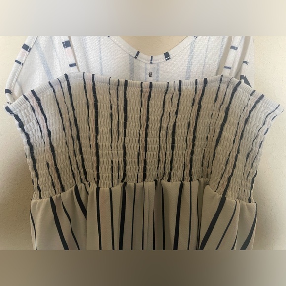 Striped Button-Down Dress - Picture 6 of 6